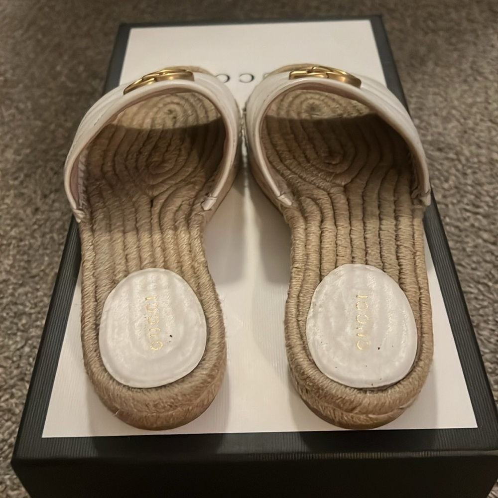 Gucci GG sandals. 7 - Picture 3 of 11